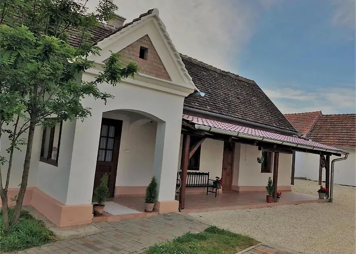 Borbely Vendeghaz Ferienhaus *